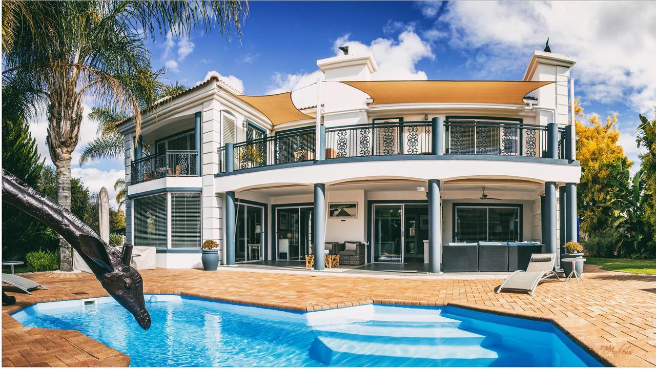 Pictures Guest House Boutique Hotel Oudtshoorn Exterior photo